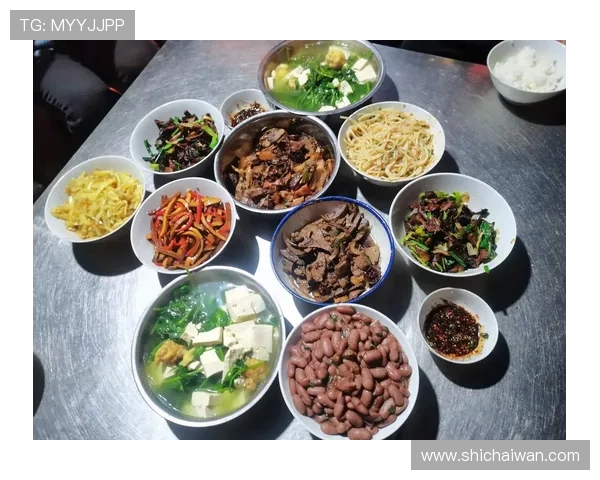 《人是铁饭是钢》：一场关于生活“烟火气”的温柔抚慰